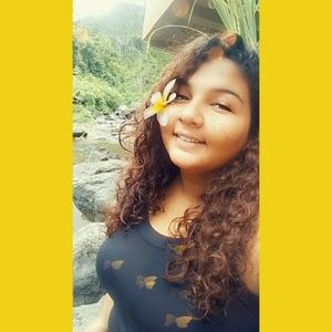 Meet your Posher, Mimi